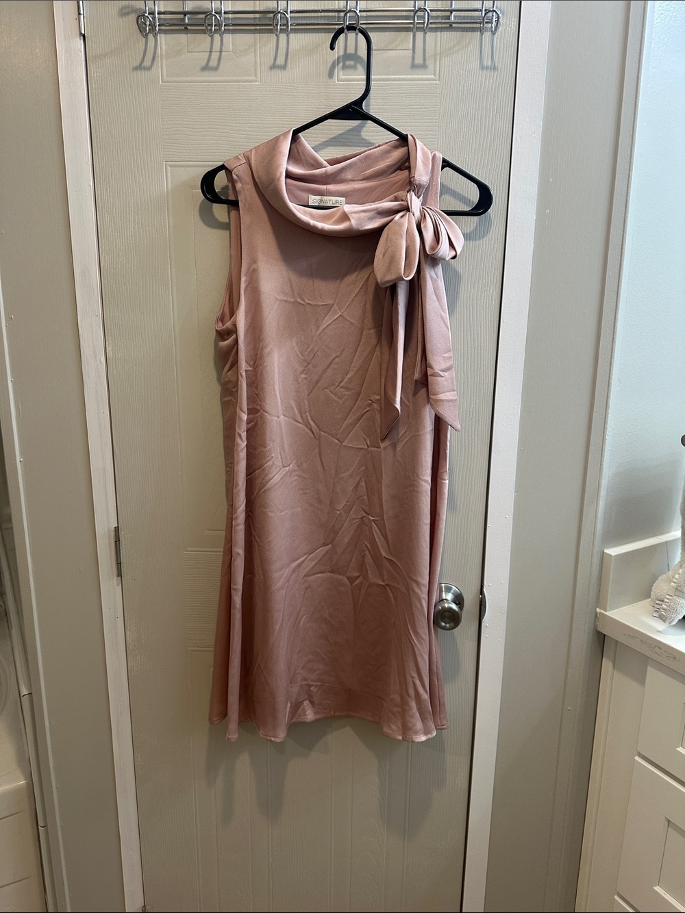 Signature by Robbie Bee Dusty Rose Bow-Tie Neck Mini Dress